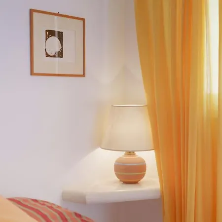 La Piccola, Apartment *